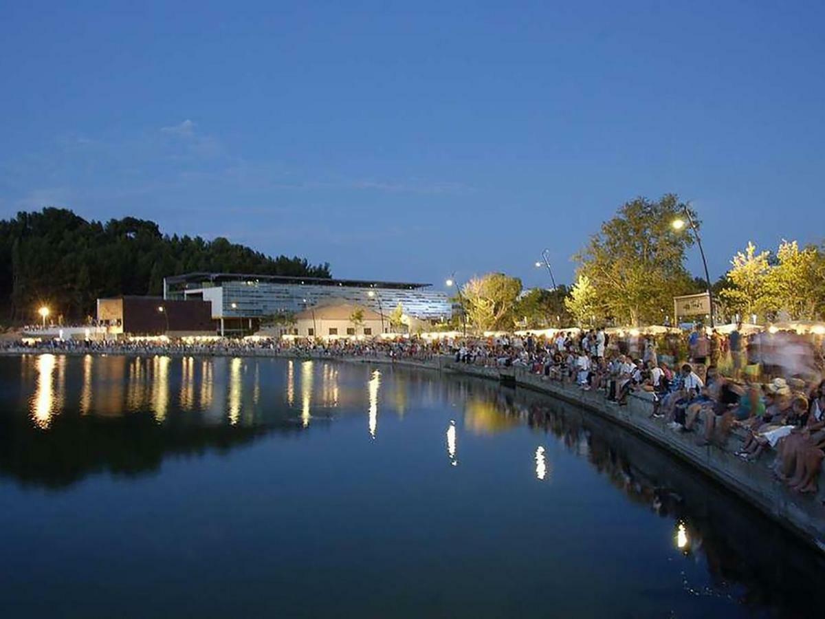 Maison Contemporaine Avec Piscine Privee Chauffee, Entre Plages Et Provence, Borne 11 Kw Istres Exterior foto